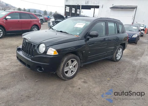 2010 Jeep Compass Sport из США, поврежденный, VIN 1J4NF4FB9AD592944